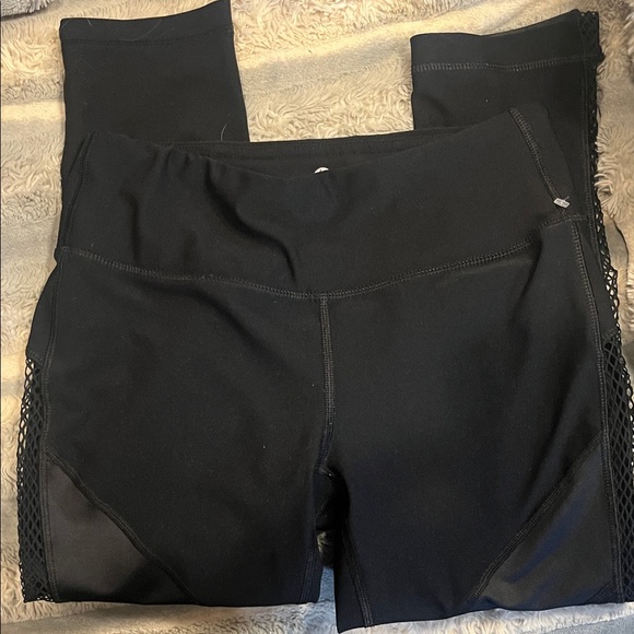 90 Degree By Reflex Pants - 90 Degree By Reflex Black Cropped Pants with Mesh Detail